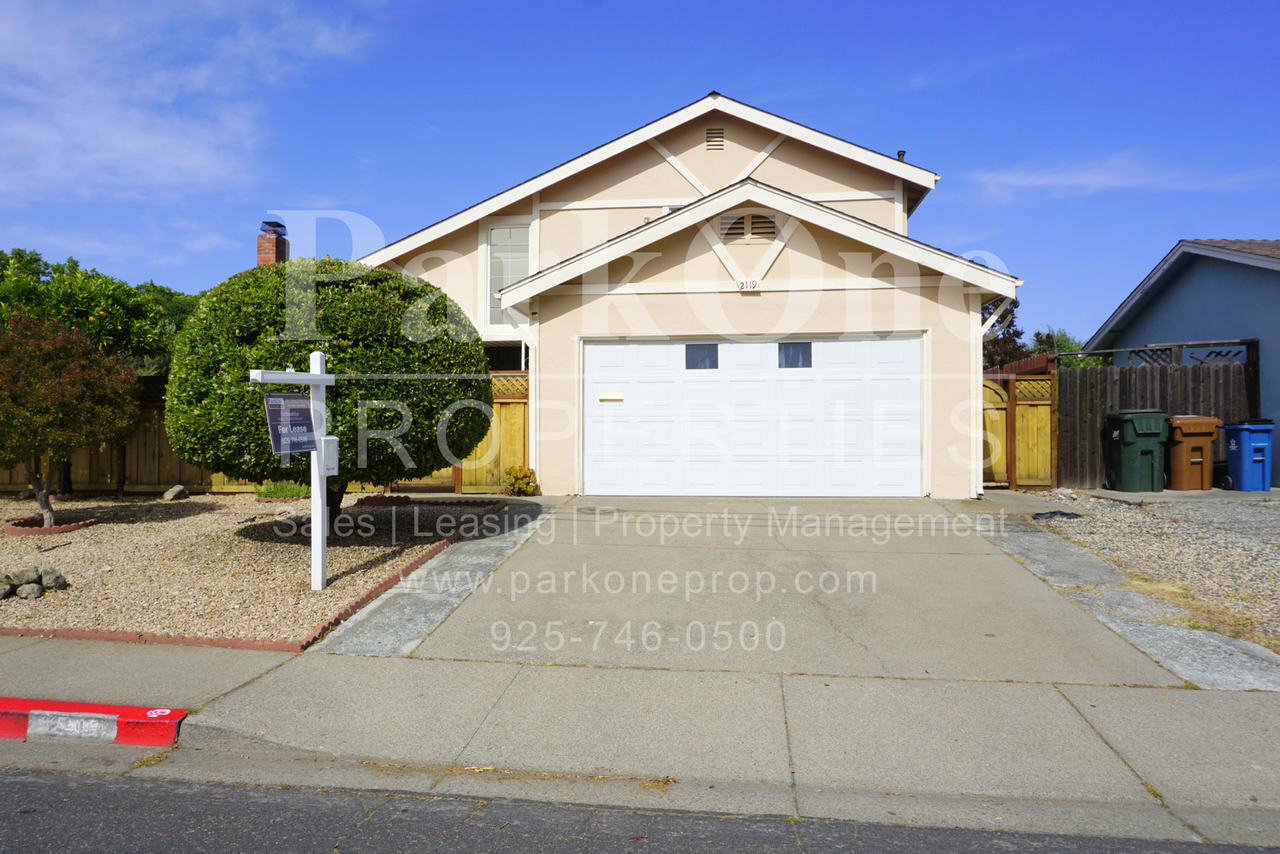 2119 Norse Dr - Photo 2 of 15
