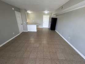 1013 Leaphart St Apt B #Apt B - Photo 1 of 1