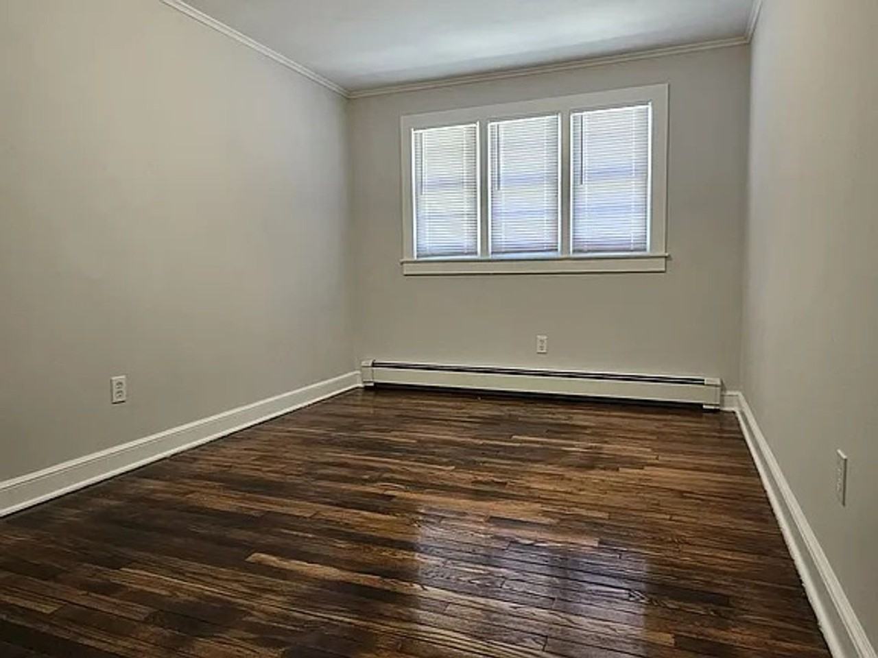 2125 Highland Ave - Photo 3 of 9