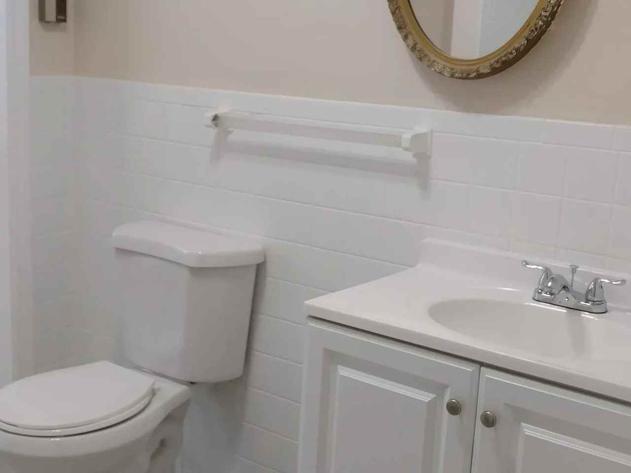 631 Litchfield Tpke - Photo 2 of 12