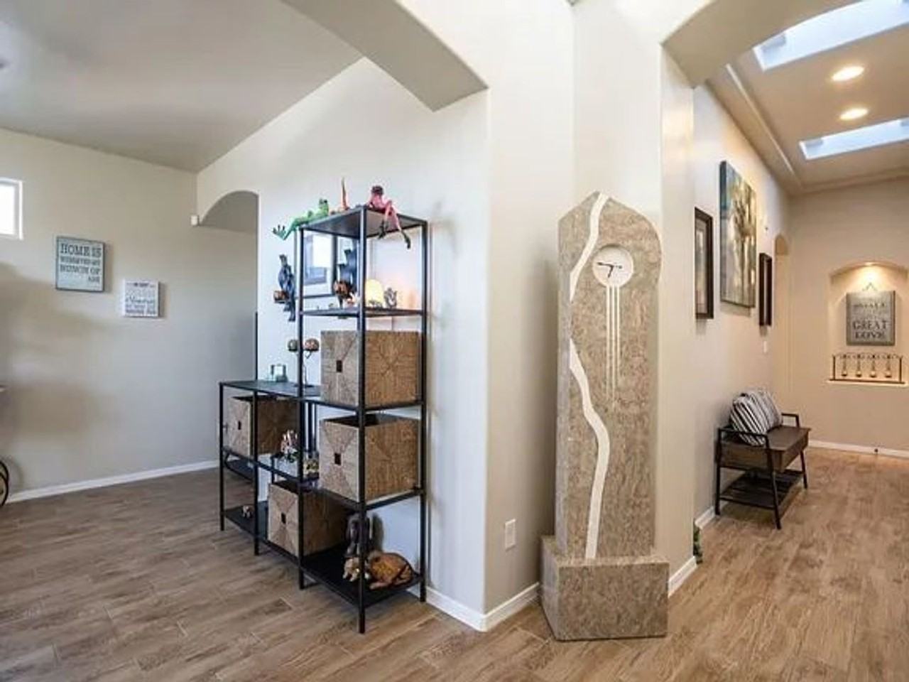 1088 Jade Hill Ave - Photo 3 of 12