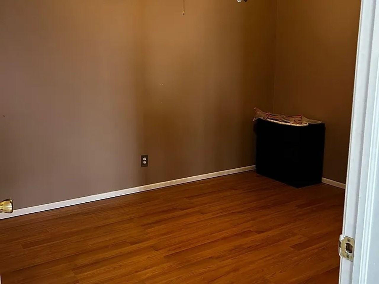 27 Delia Ct - Photo 3 of 6