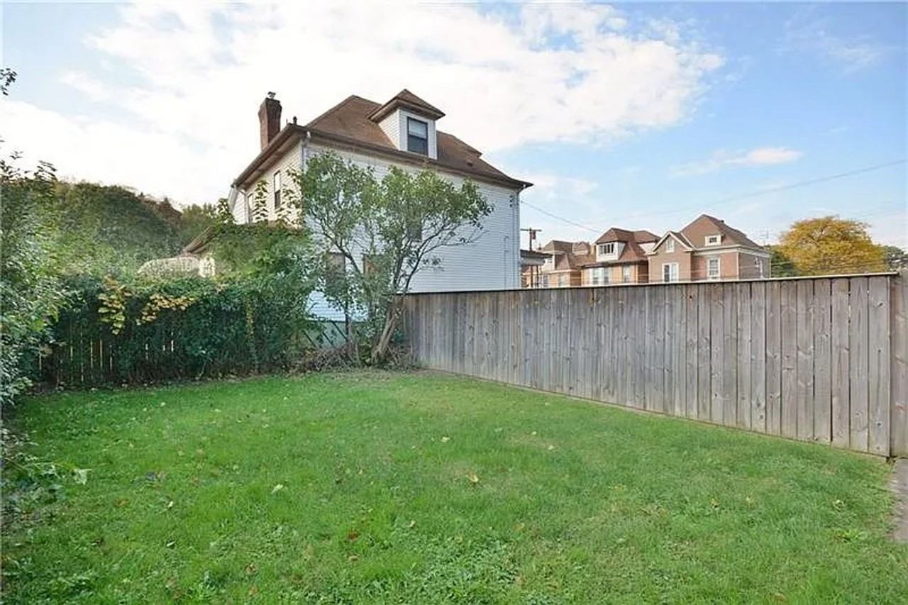 46 Oakwood Rd - Photo 2 of 14