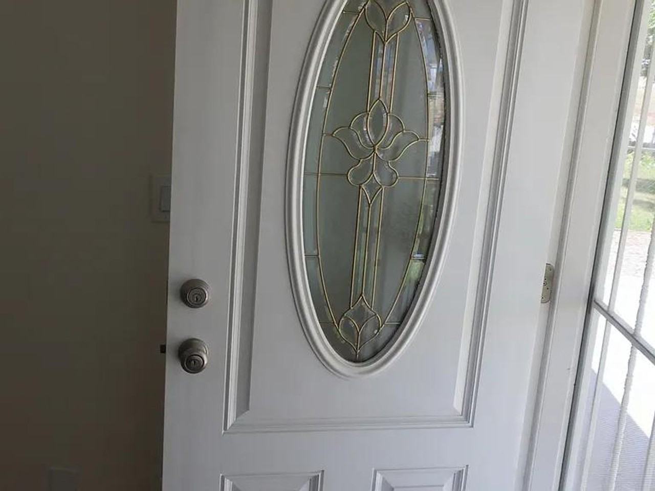 472 W Barbour St - Photo 3 of 23