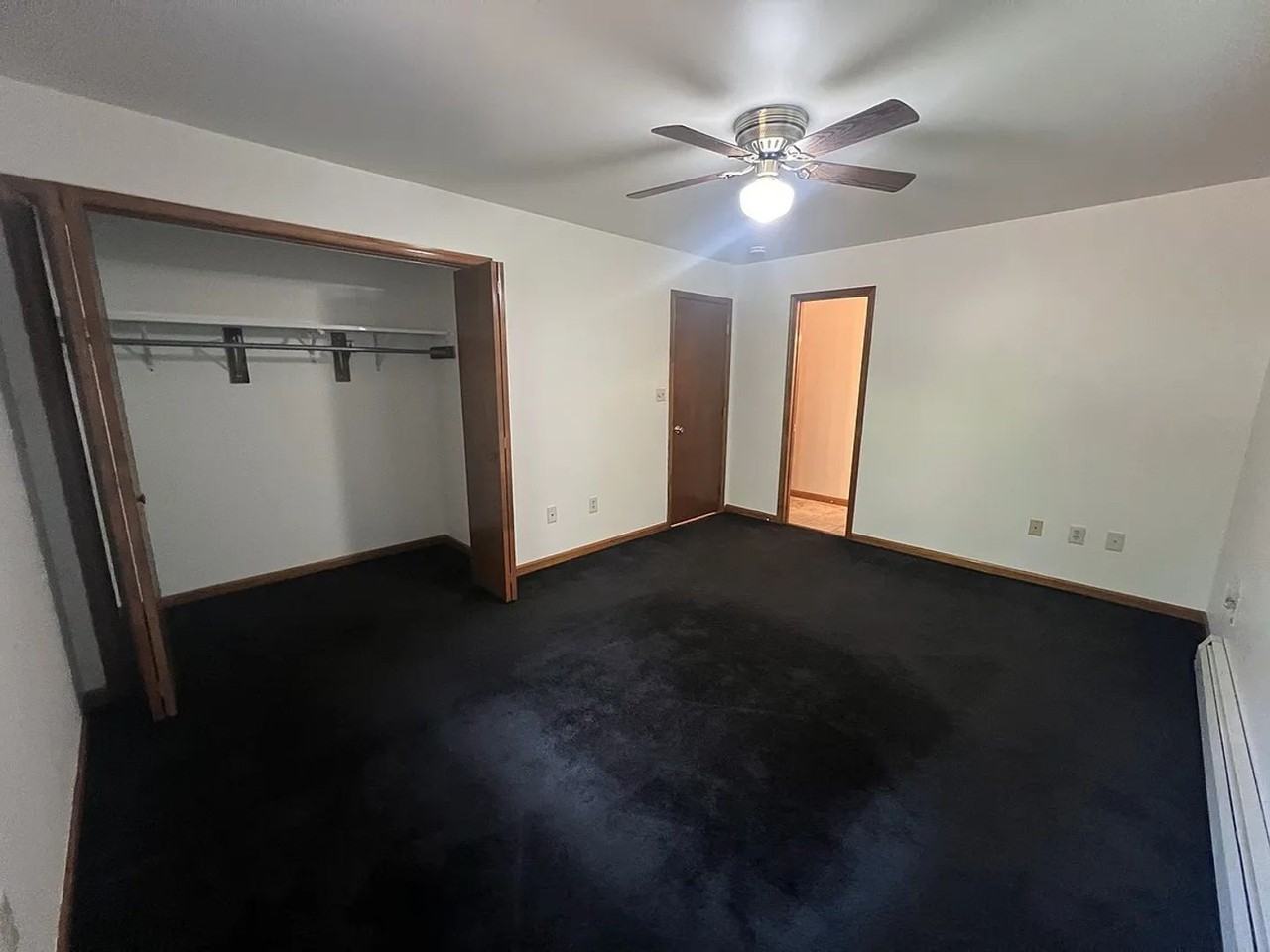 135 Mills Rd - Photo 3 of 18