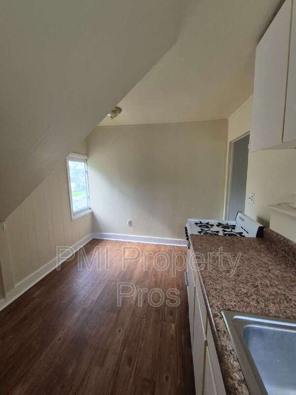 4326A N 39th St - Photo 5 of 10