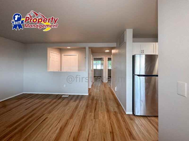 4876 W Blodgett Ln #201 - Photo 6 of 20