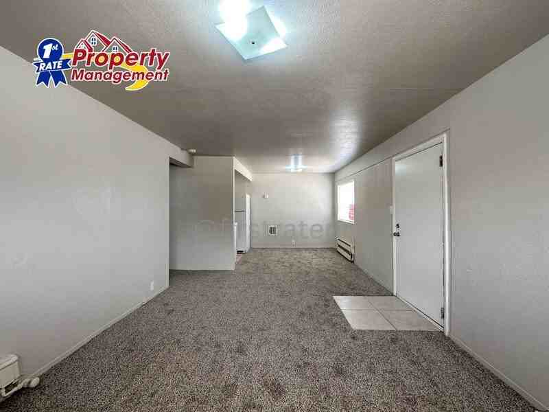 1625 S Taggart St - Photo 5 of 23