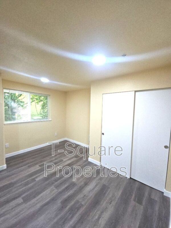 7041 S 116th Pl #105 - Photo 5 of 13