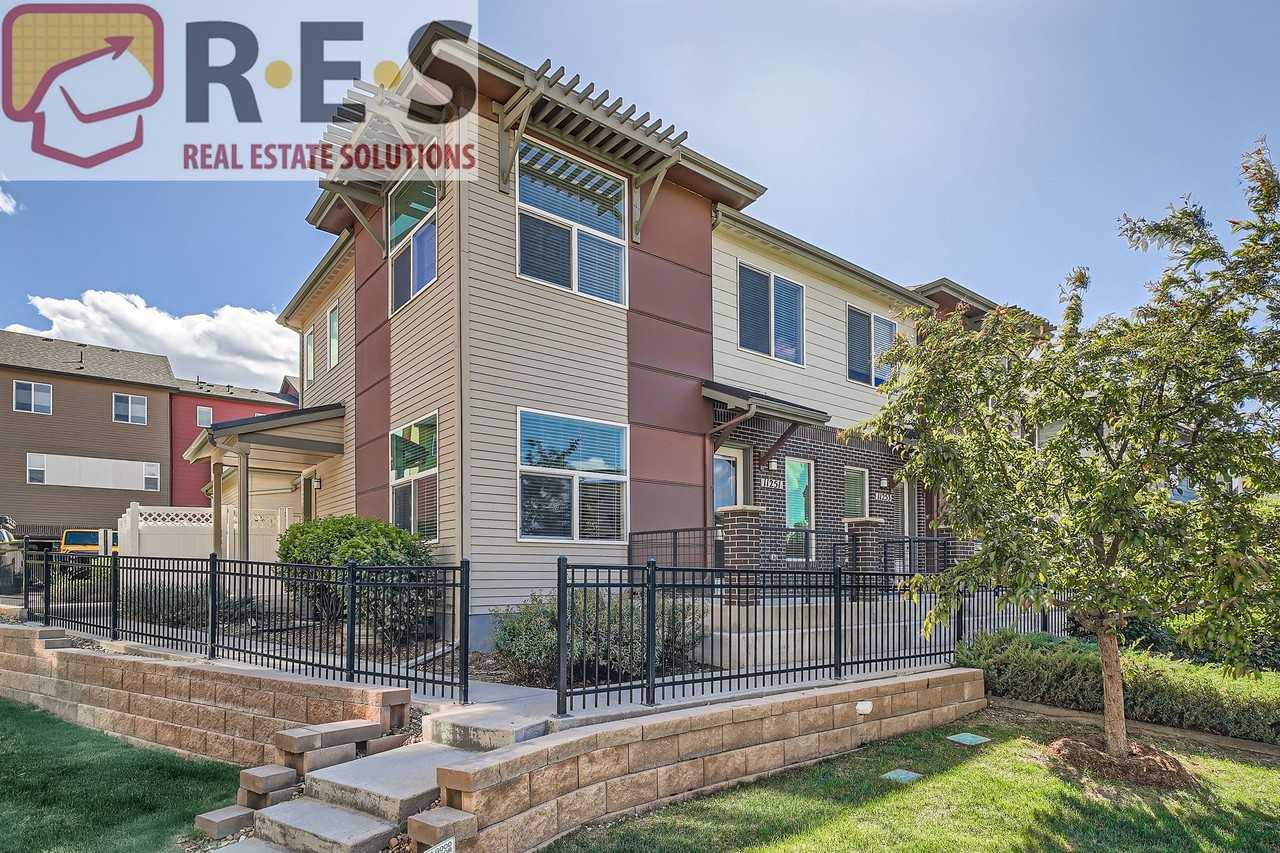 11251 Colony Cir - Photo 2 of 27