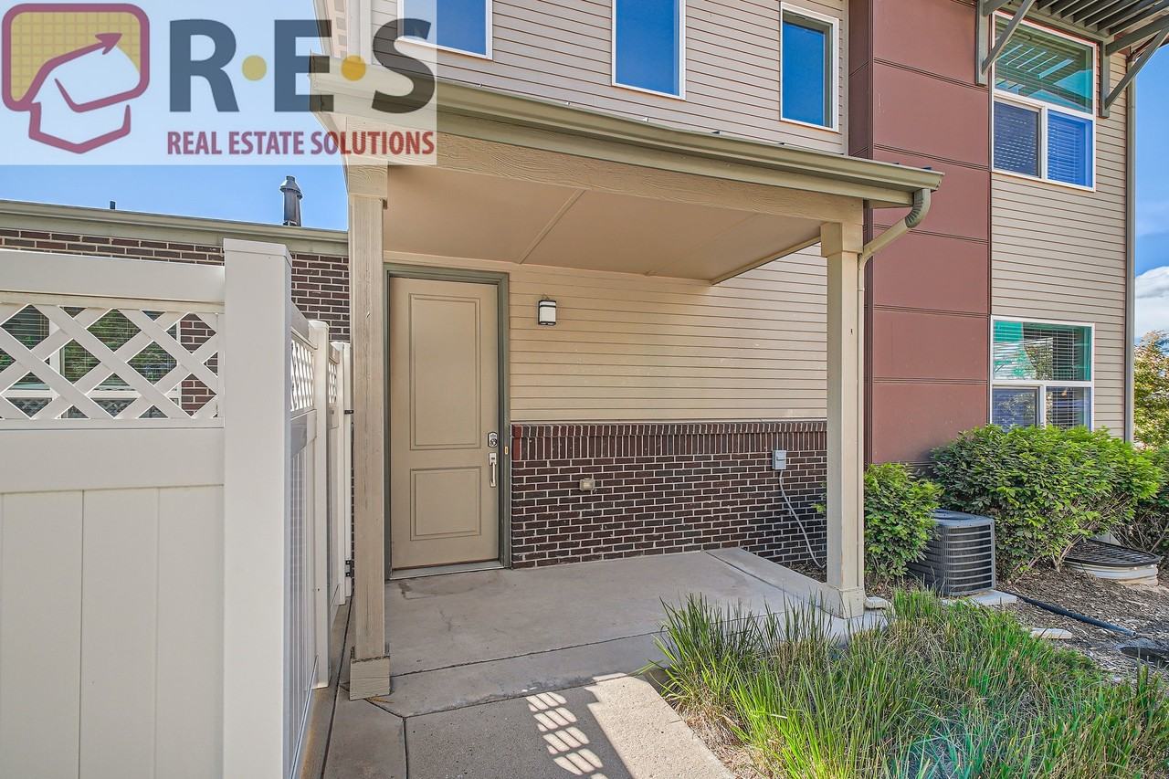 11251 Colony Cir - Photo 3 of 27