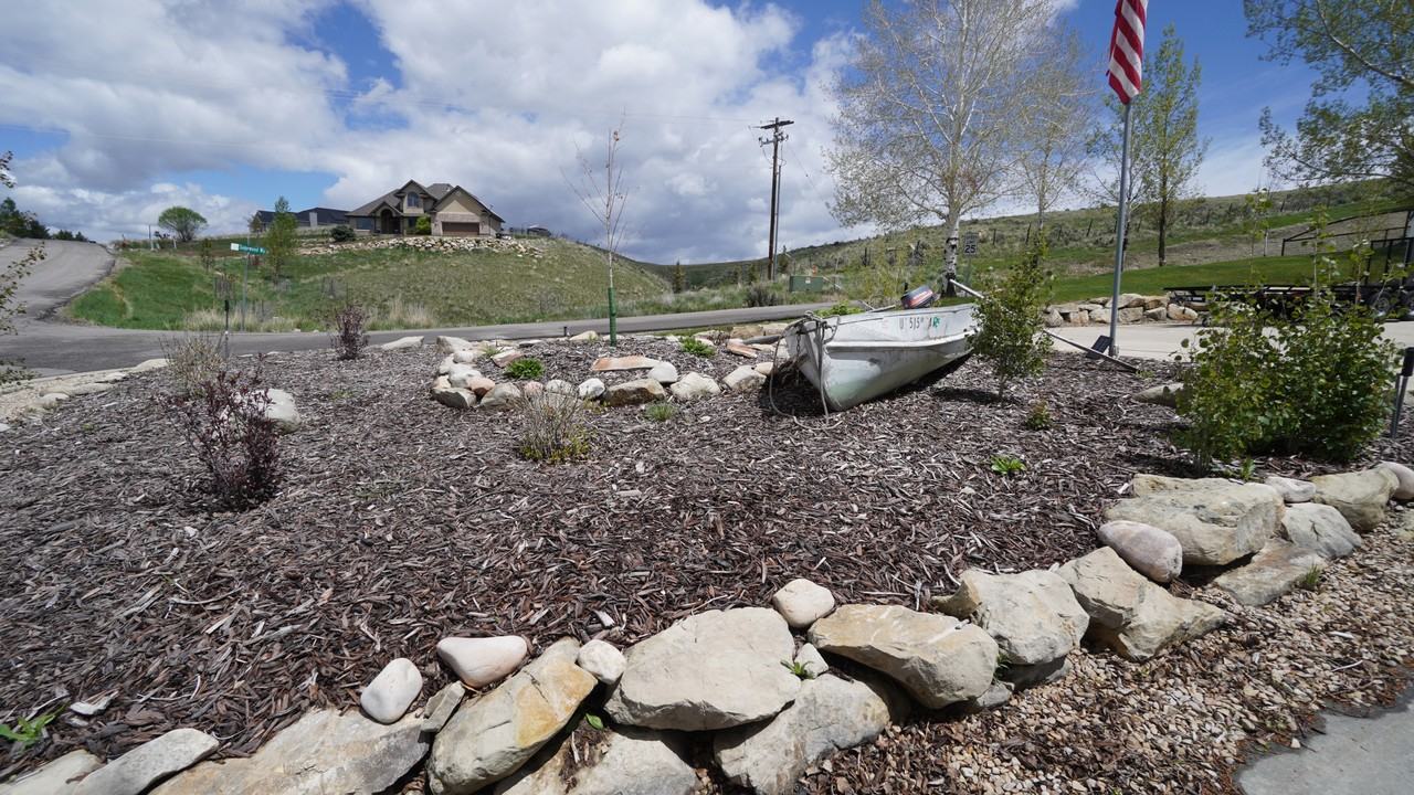 413 Old Farm Ln - Photo 2 of 50