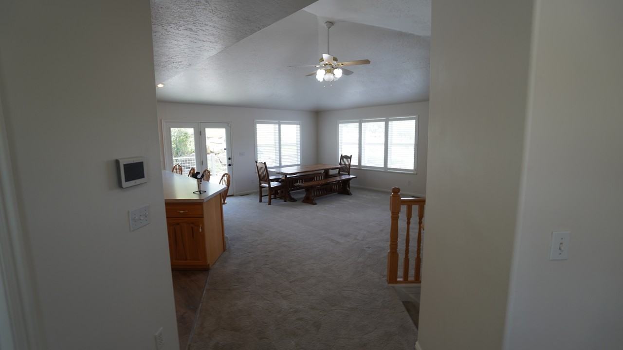 413 Old Farm Ln - Photo 3 of 50