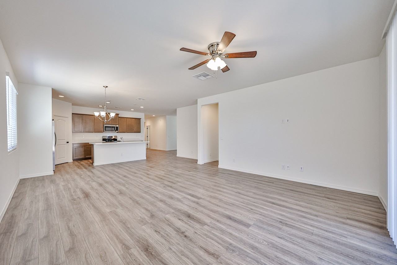 24144 W Gibson Ln - Photo 7 of 32
