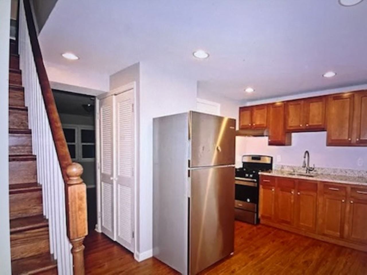 3307 Bero Rd - Photo 2 of 16