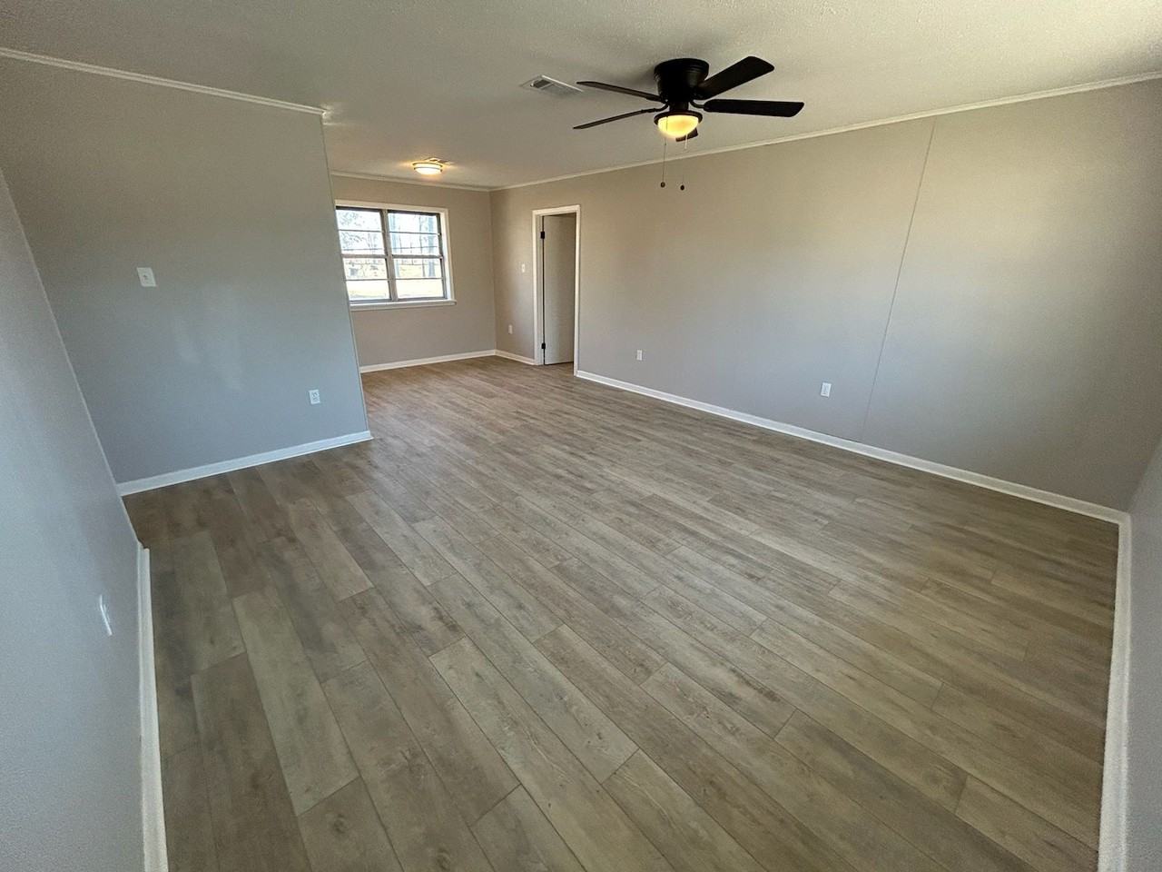 607 Frank T Bunton St - Photo 3 of 11