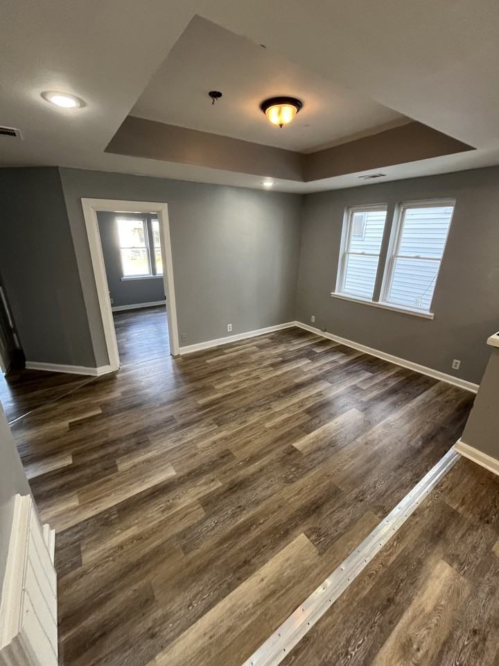 27 Weyand Ave - Photo 2 of 9