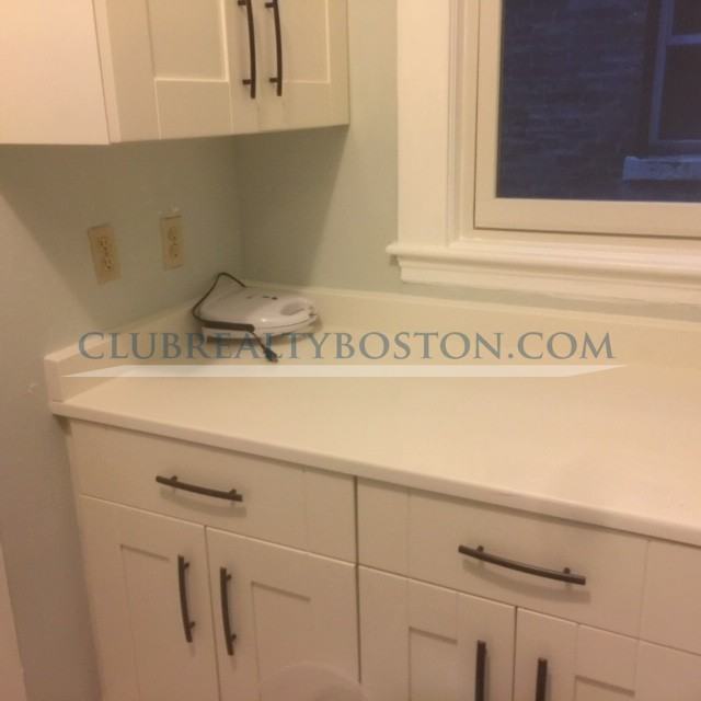 128 Glenville Ave #1 - Photo 5 of 11