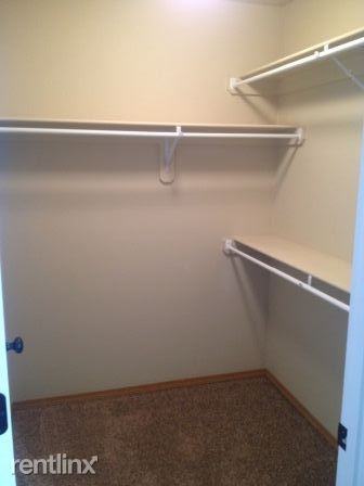 1153 S Tottenham Ct - Photo 3 of 10