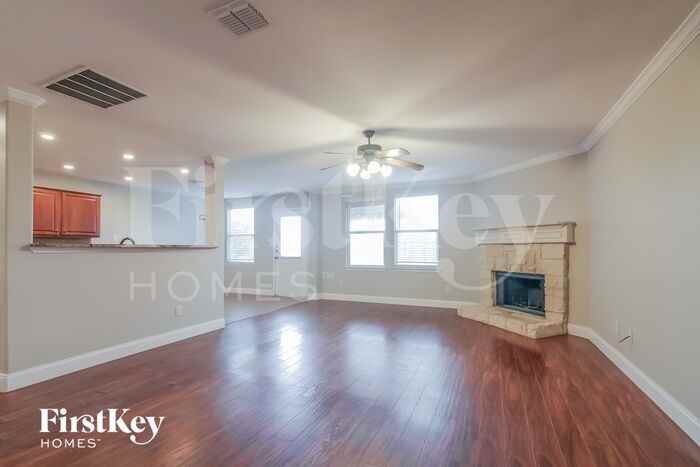 7612 Indigo Ridge Dr - Photo 2 of 15