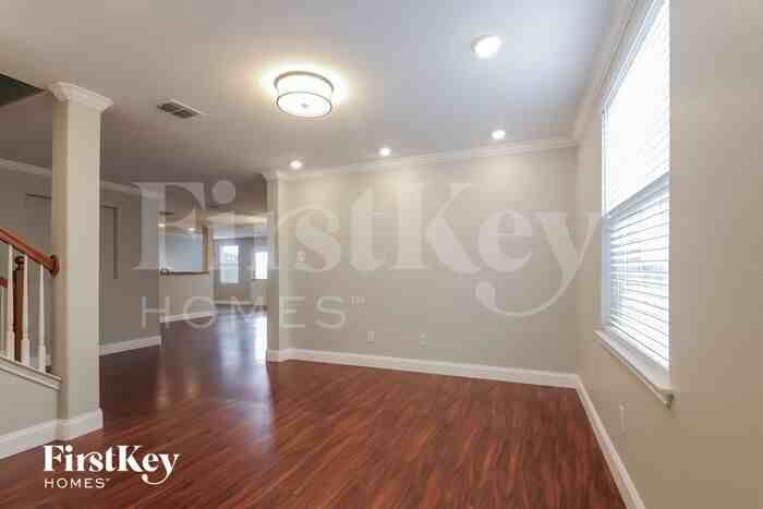 7612 Indigo Ridge Dr - Photo 3 of 15
