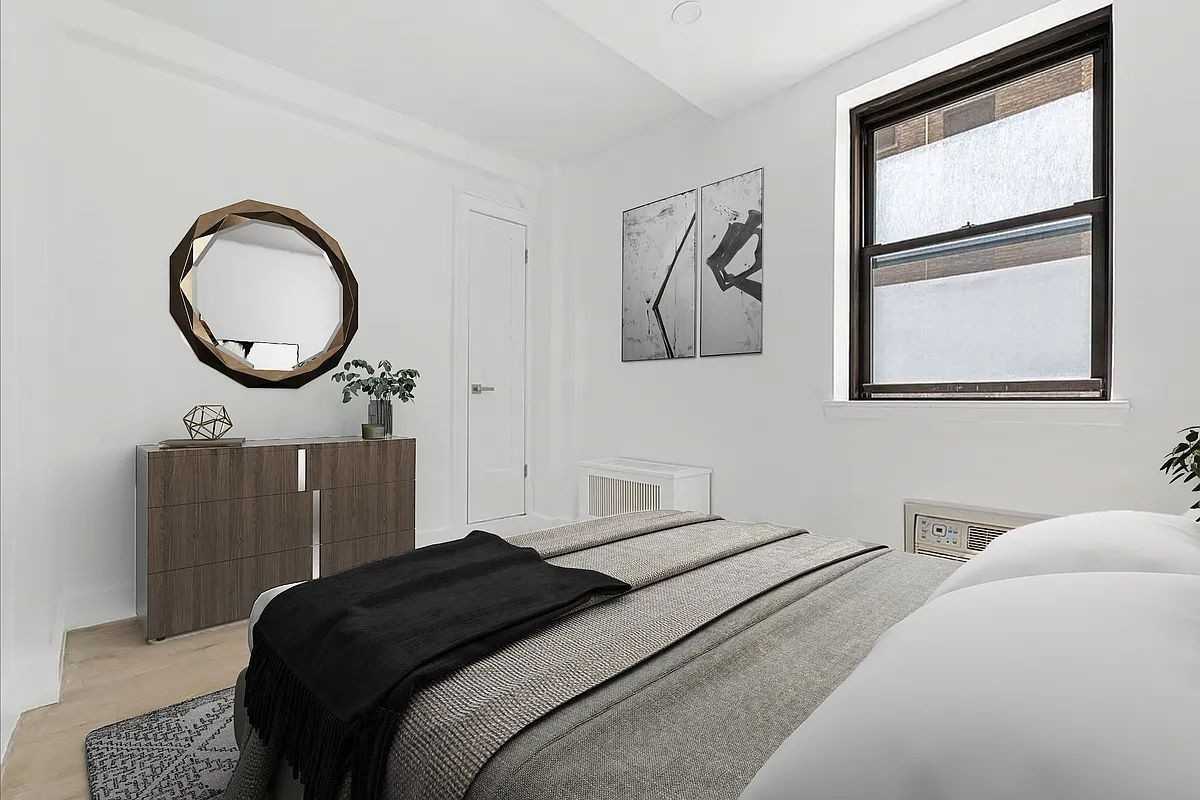 E 38th St #6AB - Photo 3 of 5