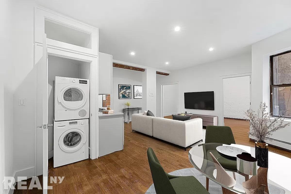 Ridge St #1D - Photo 2 of 7