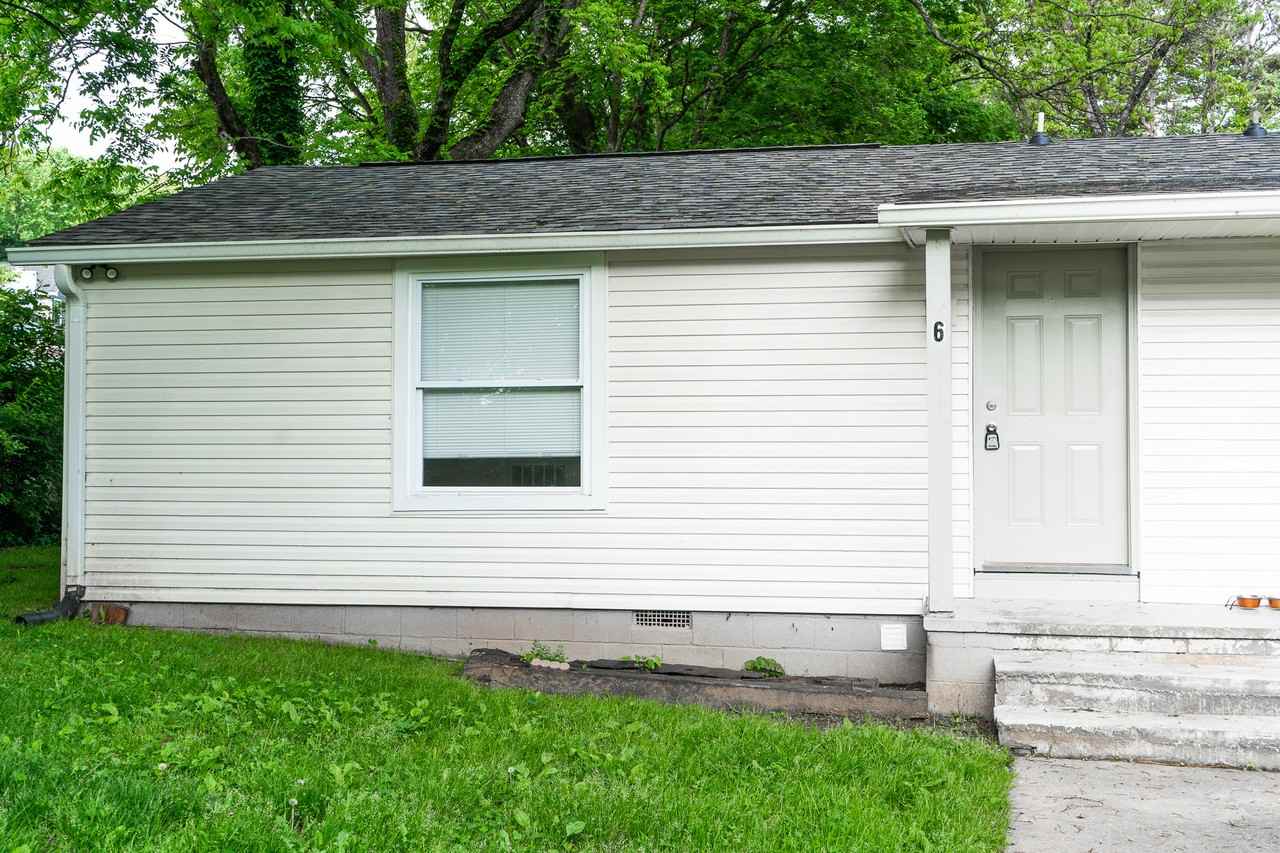 3715 Sisk Road - Photo 3 of 13