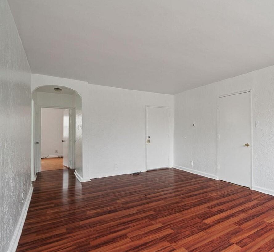 6147 Old York Road - Photo 5 of 17