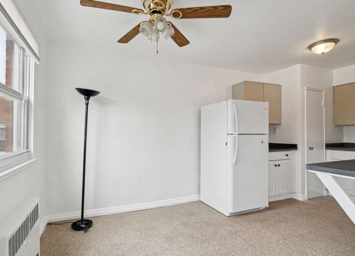 6147 Old York Road - Photo 6 of 17