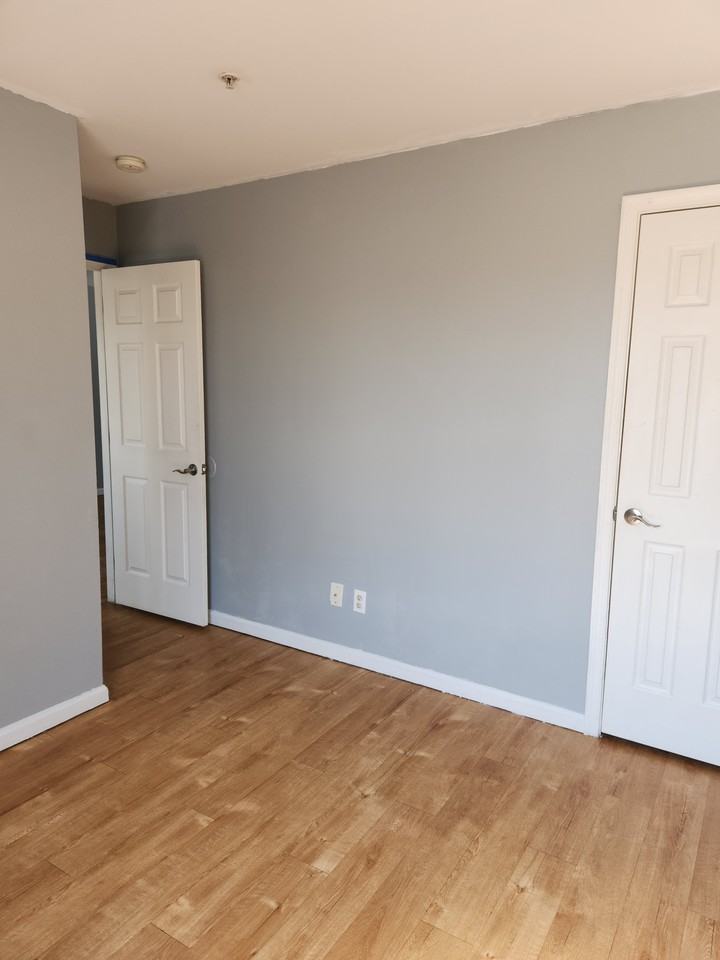 2514 W. 3rd - Photo 3 of 13