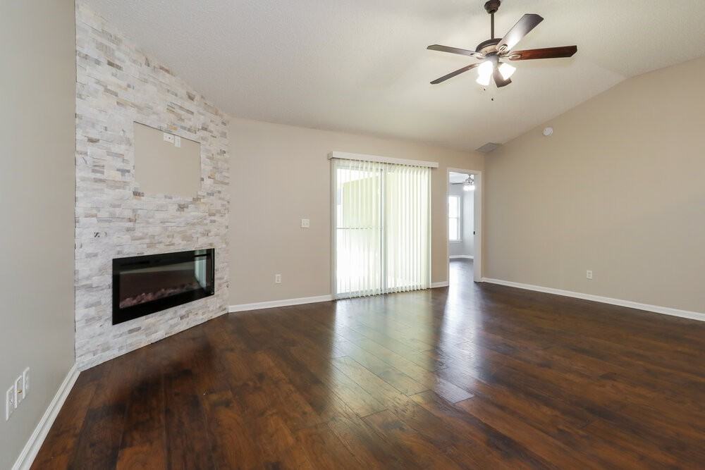 3087 Havengate Dr - Photo 3 of 14