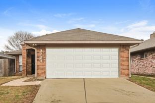 9723 Pinehurst Ln - Photo 1 of 1