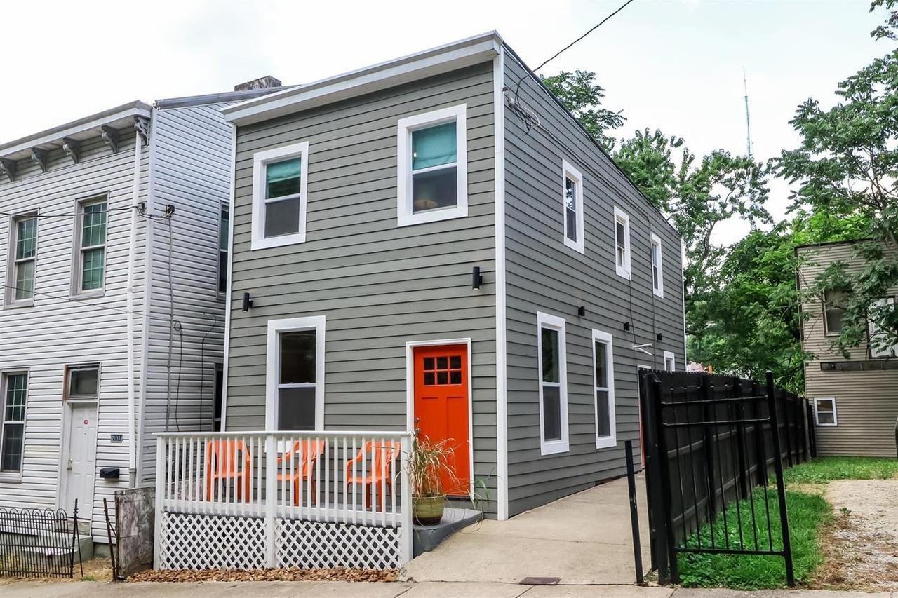 2141 Rice St - Photo 4 of 20