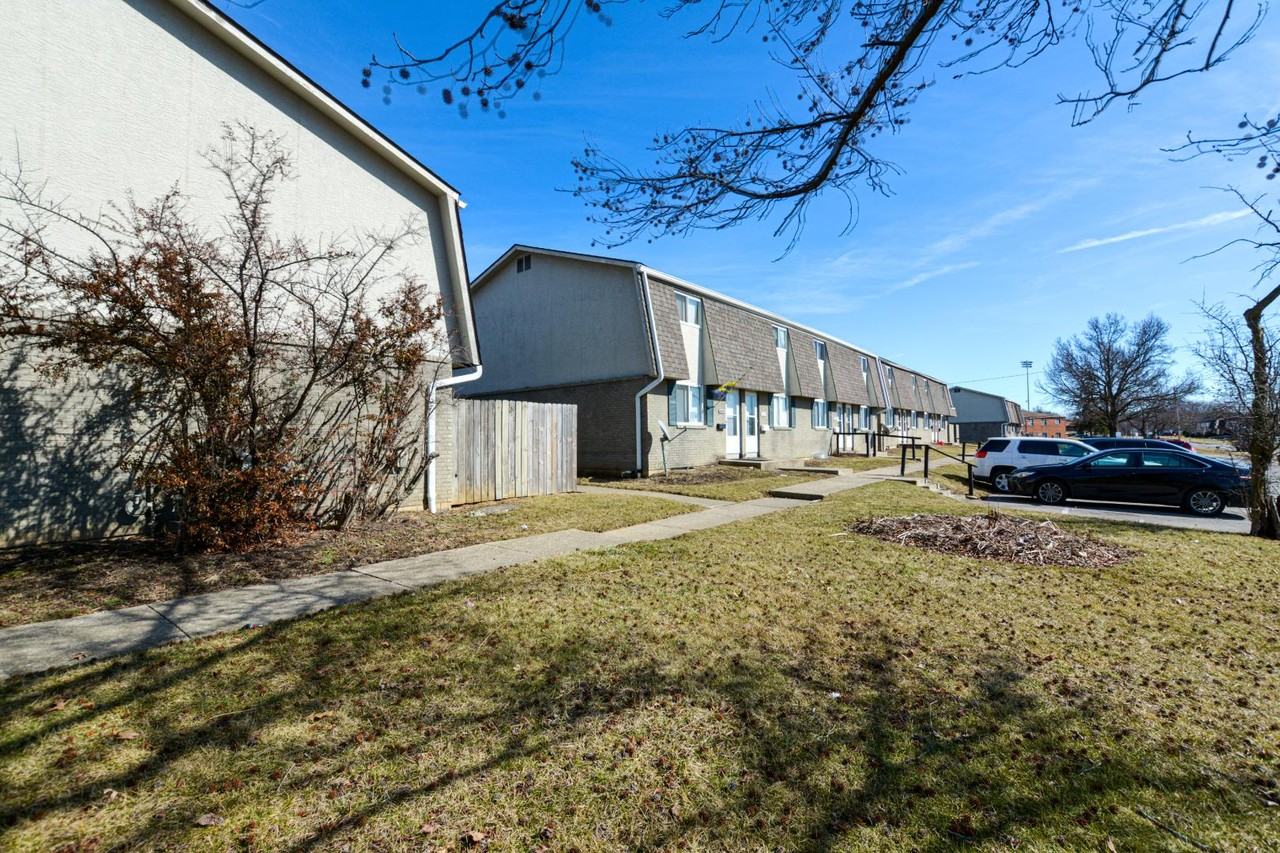 Blacklick Townhomes - Photo 3 of 10