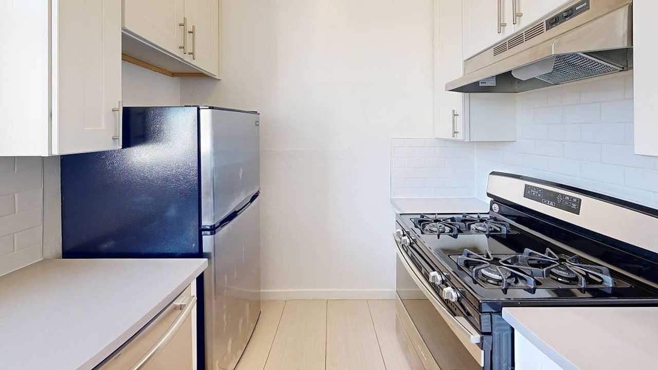 2097 Market St - Photo 3 of 4