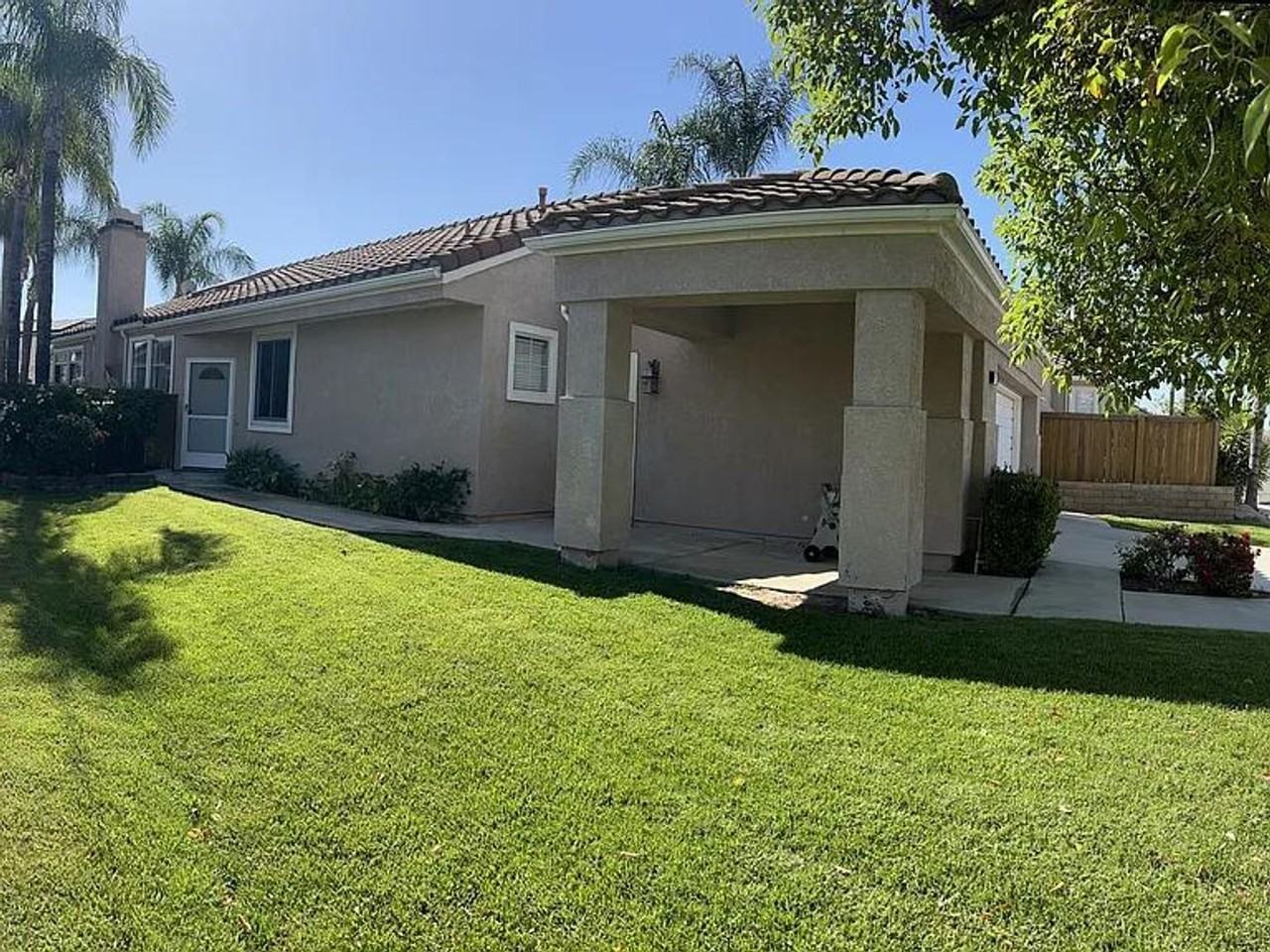 29910 Saint Andrews Dr - Photo 2 of 12