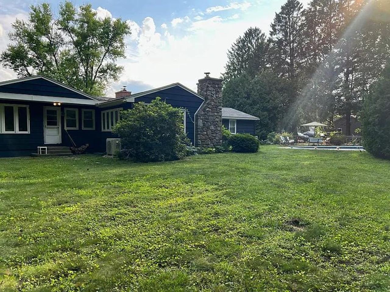 5 Pine St - Photo 2 of 12