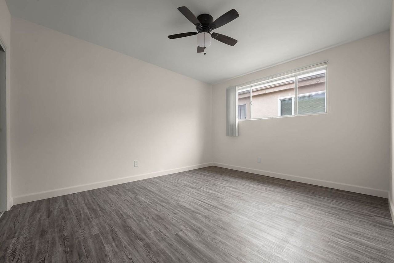 7518 Lexington Ave
