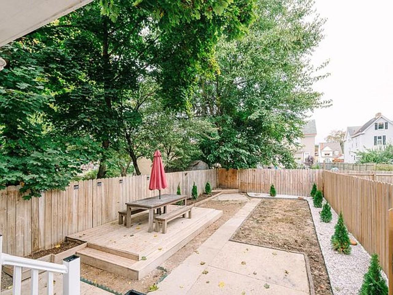 44 Wynne Ave - Photo 2 of 14