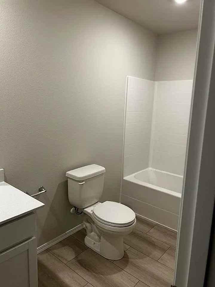 111 Ne Belfair Station Dr - Photo 2 of 13