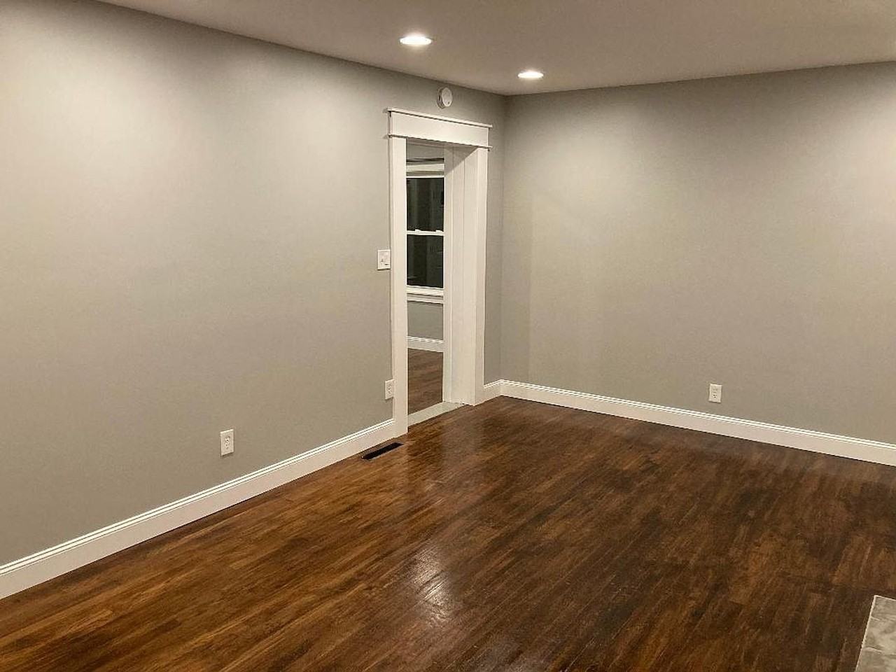 3865 Glade Run Rd - Photo 3 of 18