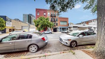 featured image of 621 Bergen St #4