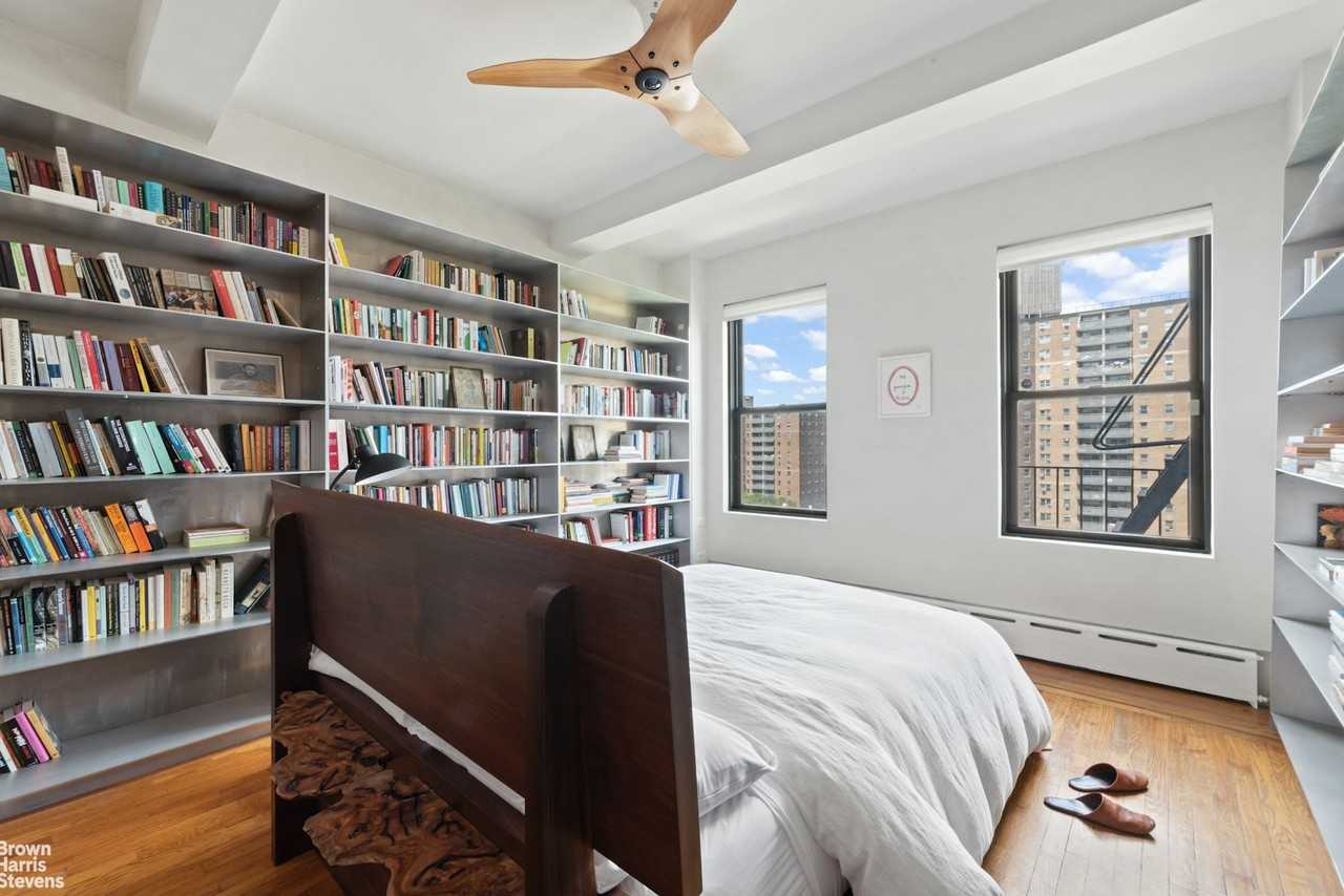 172 E 4th St #12I - Photo 4 of 11