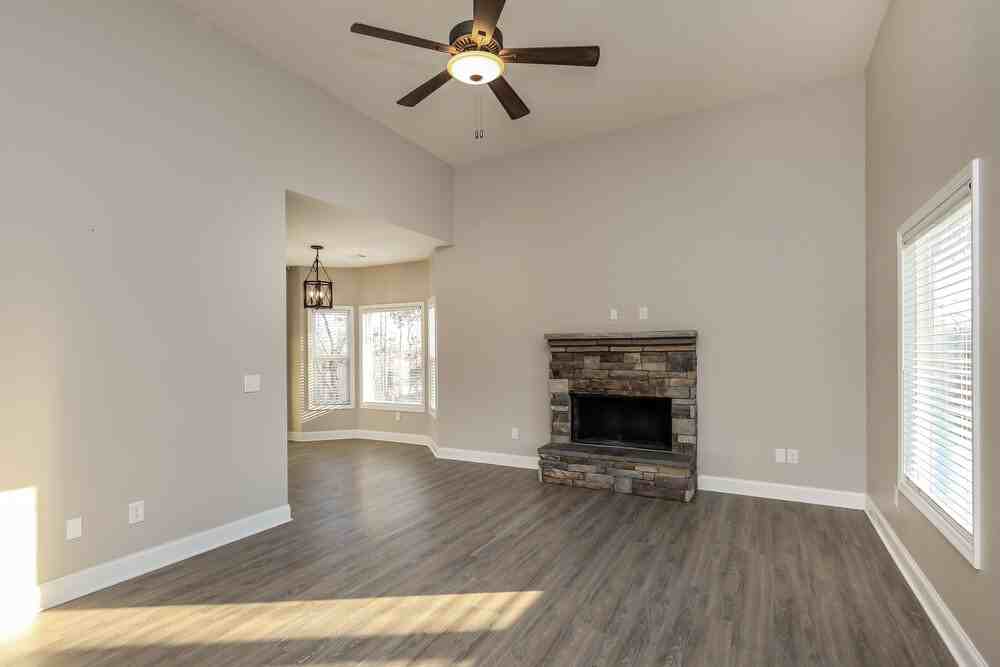 80 Emmette Dr - Photo 3 of 16