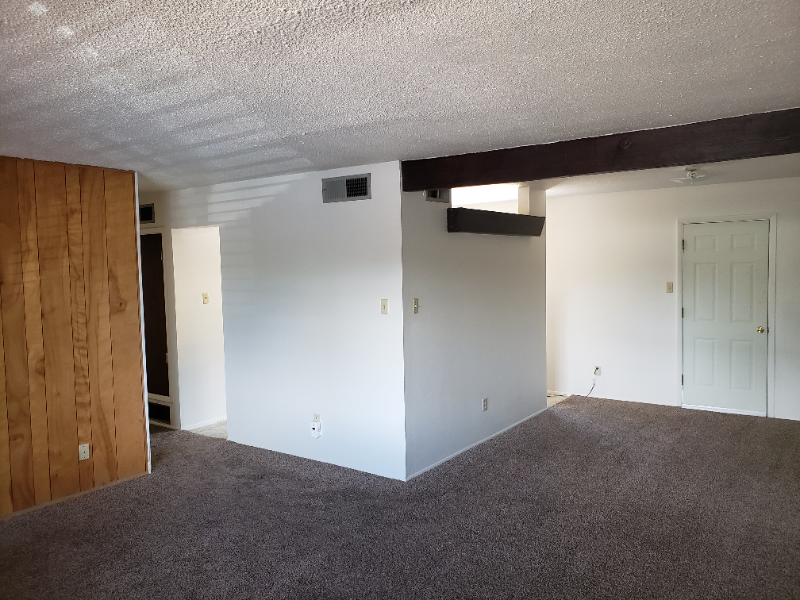 1807 Camino La Canada - Photo 3 of 17