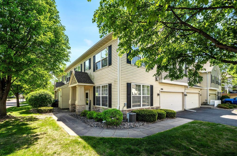 1998 Siefert St - Photo 2 of 19