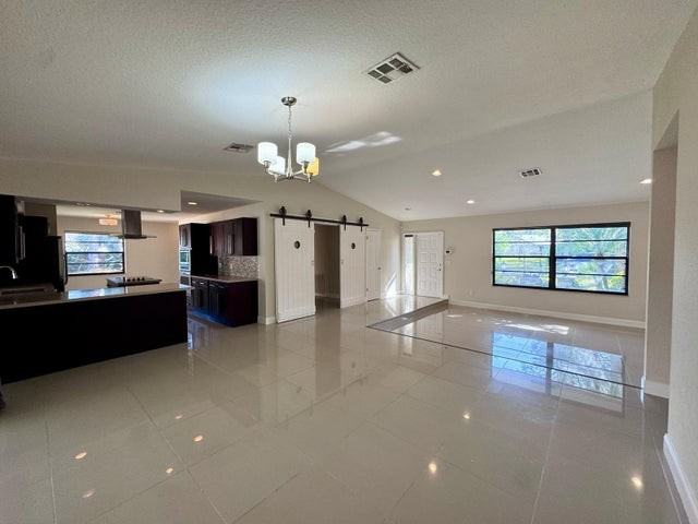 13471 Jonquil Place - Photo 3 of 15