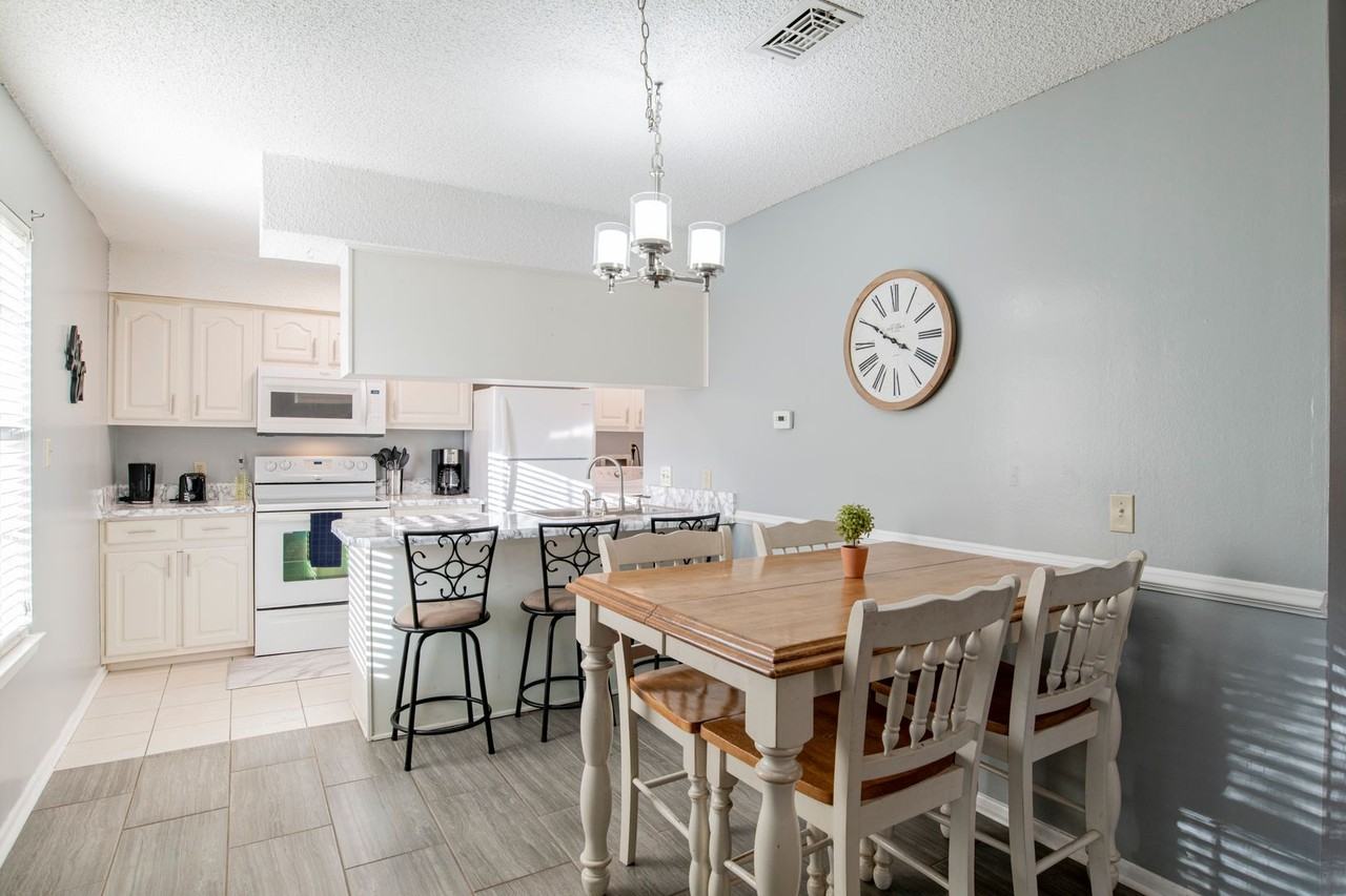 3307 Kingswood Ct - Photo 7 of 24