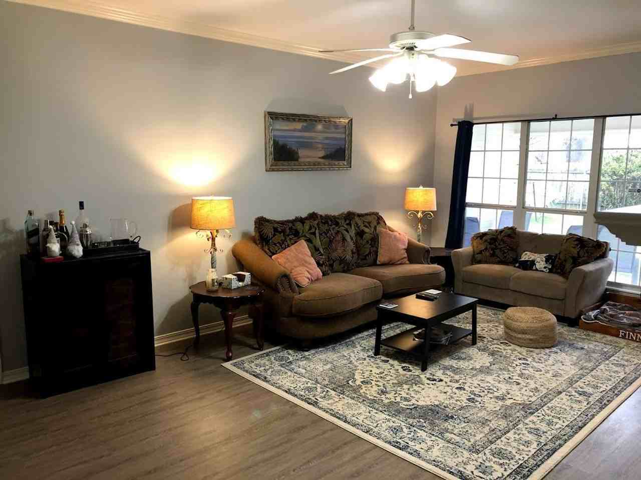 1620 Williamsburg Dr - Photo 2 of 31